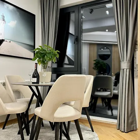 Maria Luxury Σκόπια