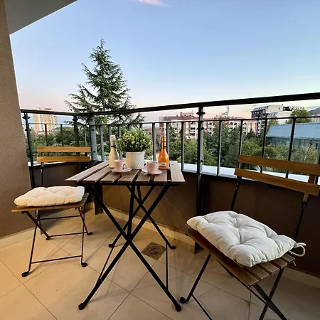 Maria Luxury *