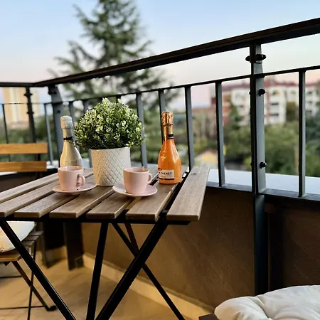 Maria Luxury *