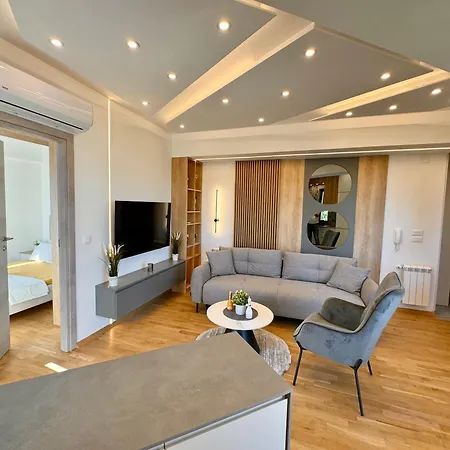 Maria Luxury