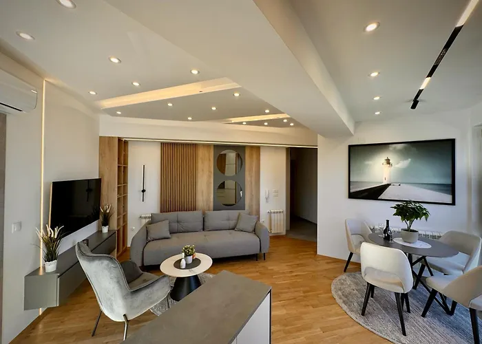 Maria Luxury Apartment *